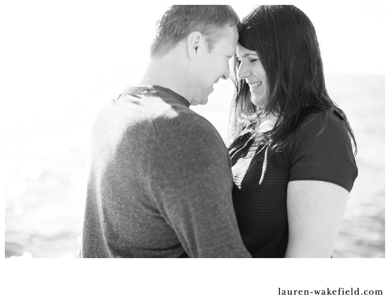 chicago wedding photographer, chicago engagement photographer, lakefront engagement photos, chicago engagement photos_003