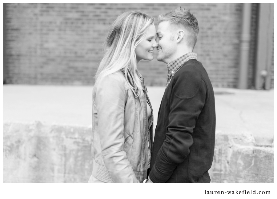 chicago wedding photographer, chicago engagement photographer, kinzie bridge engagement photos, cassidy tire co engagement photos_001