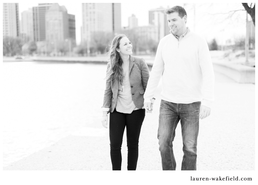 chicago wedding photographer, indianapolis wedding photographer, north avenue beach photos, north avenue beach, beach engagement photos_003