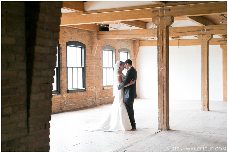 Lacuna artist loft wedding, Lacuna wedding, chicago wedding photographer, indianapolis wedding photographer